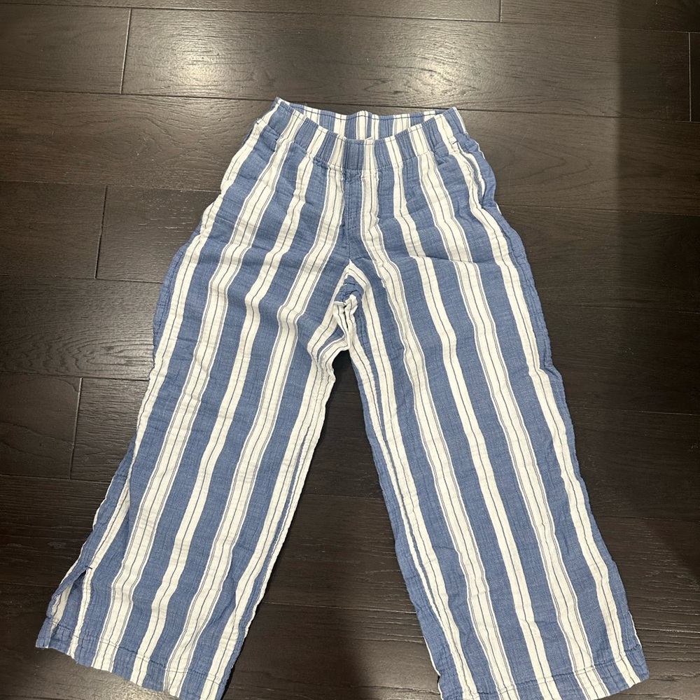 Old Navy Women's Blue and White Striped Straight Leg Pants